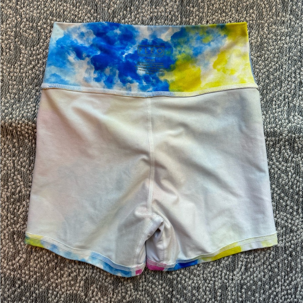 SOLD FLEO Summer Clouds Shorts True High Blue Pink Yellow - Small - Picture 8 of 15